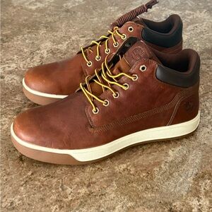 Timberland Men's Brown Leather Sneakers with Size 11 New without Box